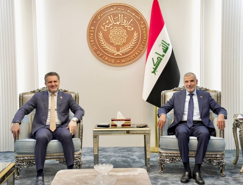 تحرك حكومي لتعظيم إيرادات الاتصالات وفتح آفاق استثمارية رقمية - هيئة الإعلام والاتصالات - وزارة المالية - استثمار - الاقتصاد الرقمي - CMC - Ministry of Finance