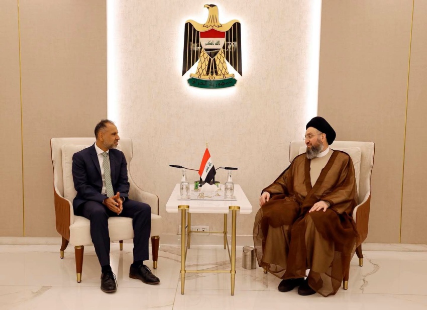 الحكيم يستعرض العلاقات الثنائية مع السفير البريطاني ويدعو لزيادة الإنتاج النفطي - عمار الحكيم - السفير البريطاني - الإنتاج النفطي - العلاقات الثنائية - Ammar al-Hakim - British Ambassador