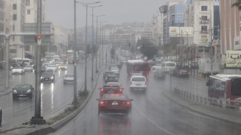 هيئة الأنواء الجوية تحذر من تقلبات مناخية وأمطار رعدية وعواصف غبارية - الأنواء الجوية - تقلبات الطقس - أمطار رعدية - غبار - Meteorology